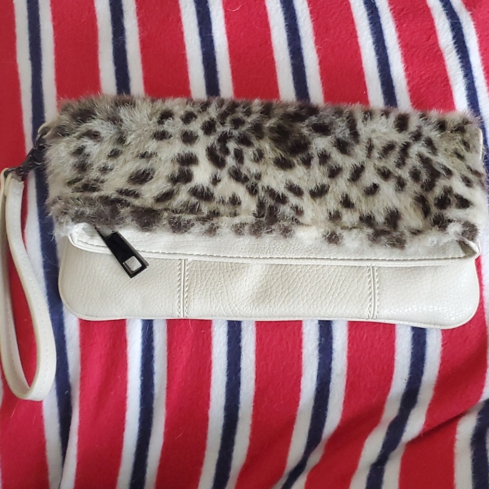 Clutch purse